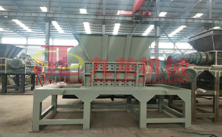 廢舊金屬破碎機(jī)